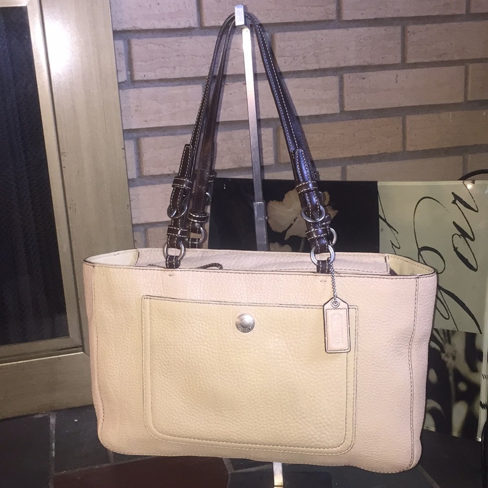 Coach Chelsea Pebbled Tote 👜 Purse #F10892